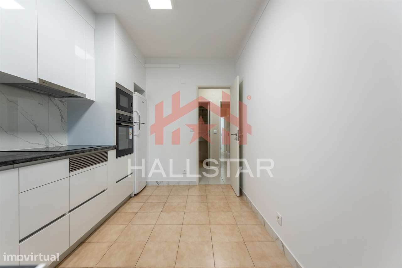 Apartamento T3 / Arrendamento / Cozinha Equipada / Rua Miguel Torga - Grande imagem: 3/33