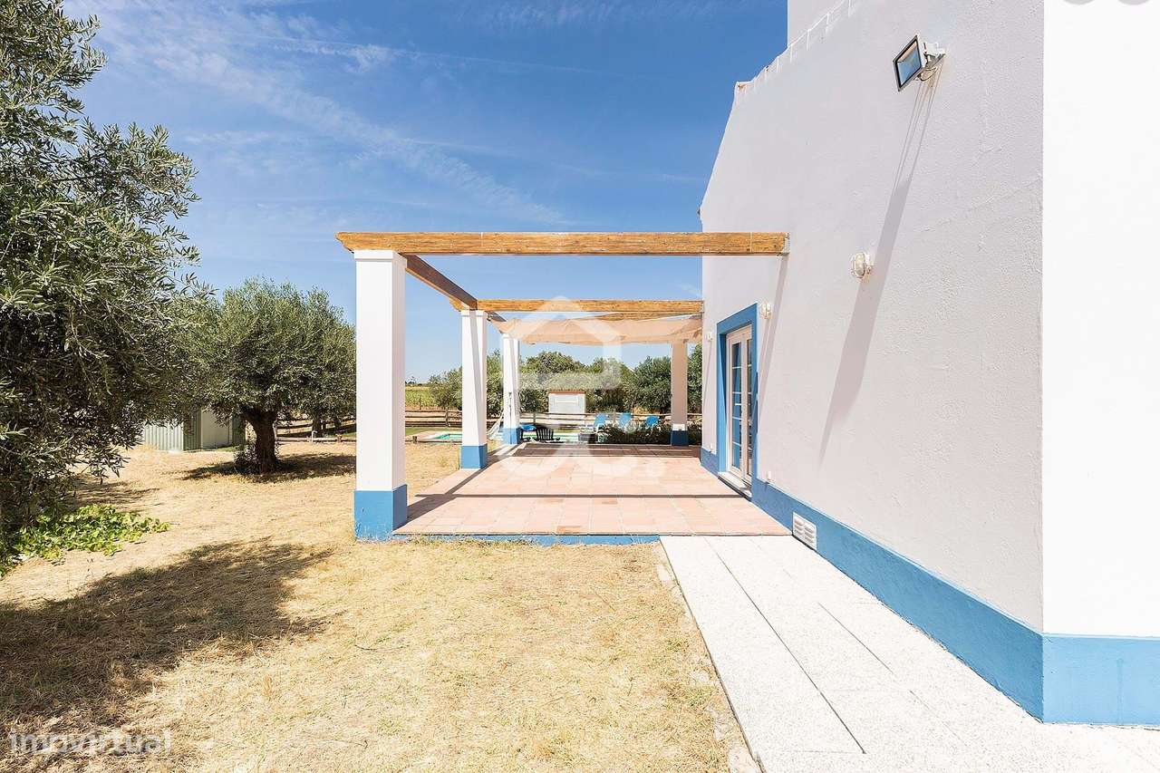 Quinta de 1,29 ha c/ Moradia T4 e Piscina | Reguengos de Monsaraz, Évo-35