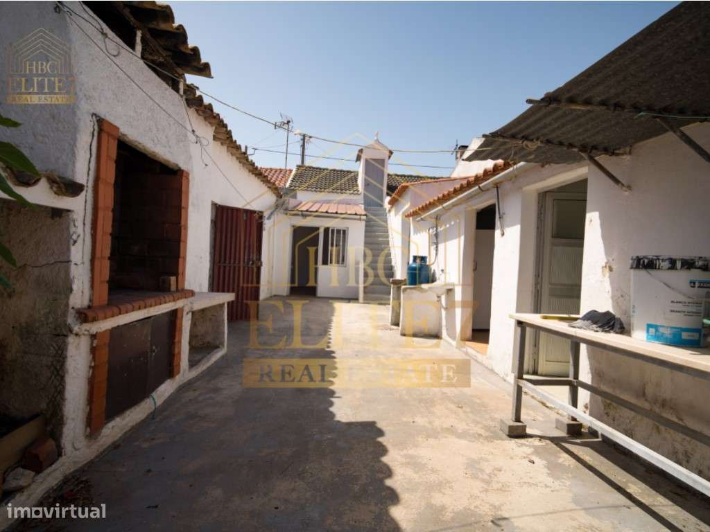 Moradia T3 para Renovar | Vau, Óbidos-27