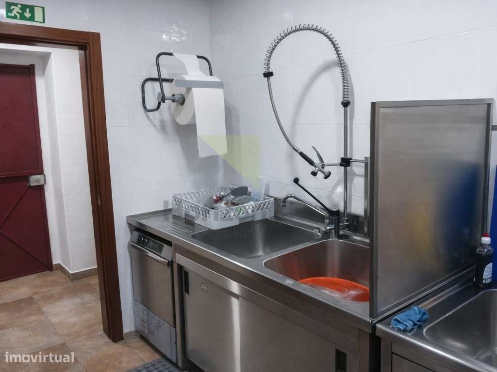 CAFÉ / RESTAURANTE - R/C E 1.º ANDAR-8