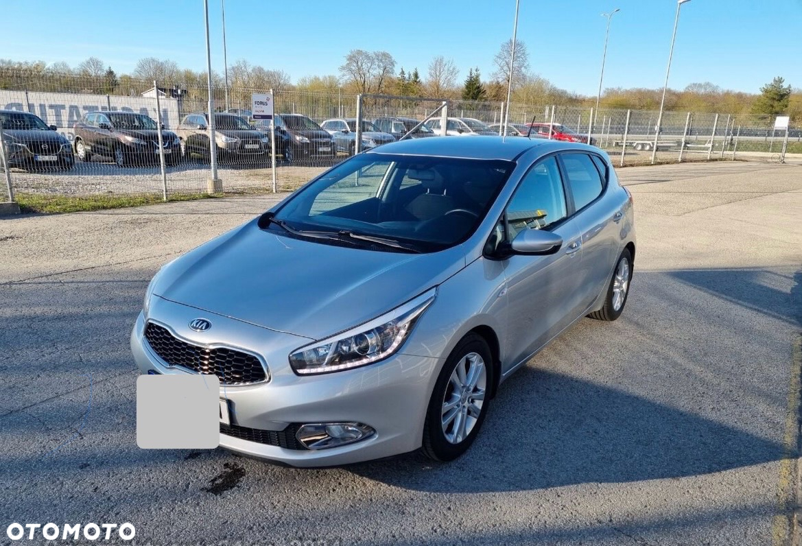 Kia Ceed - 18