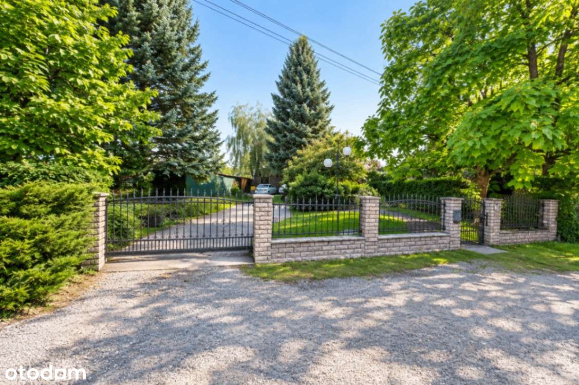 Duży dom w Dolinie Baryczy | 223 m² | 7 pokoi | Garaż-18