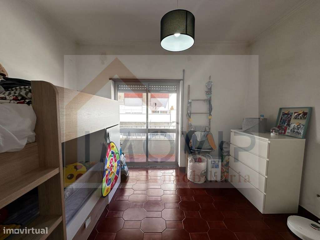 Vende-se apartamento central-10