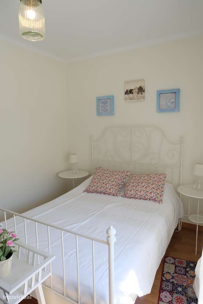 Moradia V2+2 em Belém-17