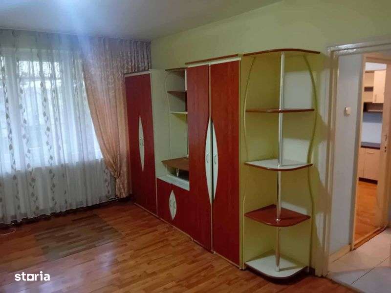 Ap 2 Cam Centru B -dul Dacia 45mp parter semirenovat centrala termopan - Imagine principală: 4/8