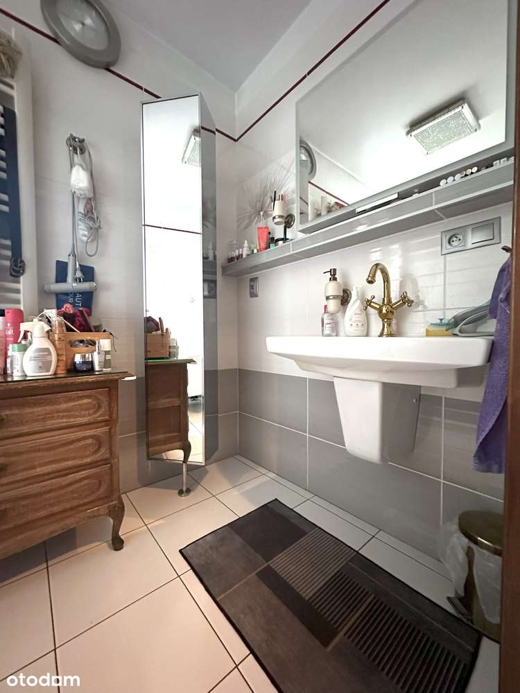 Dom przy jeziorze, Bytyń!-11