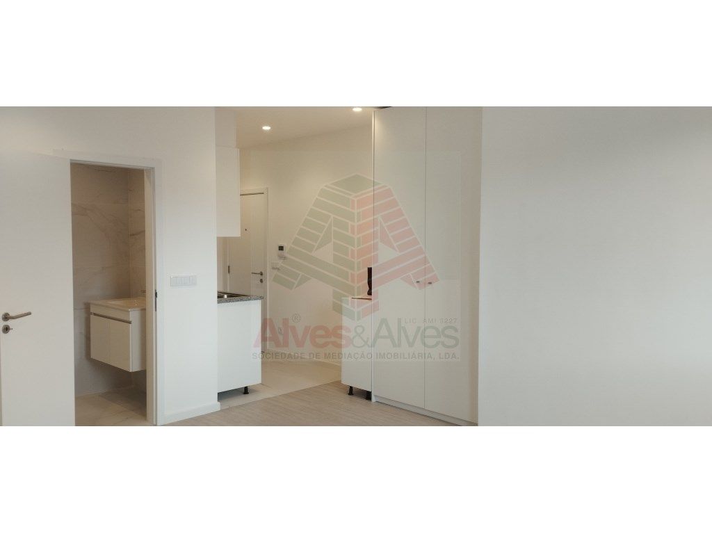 Apartamento T0 Novo Matosinhos - Av. Republica - Excelent...