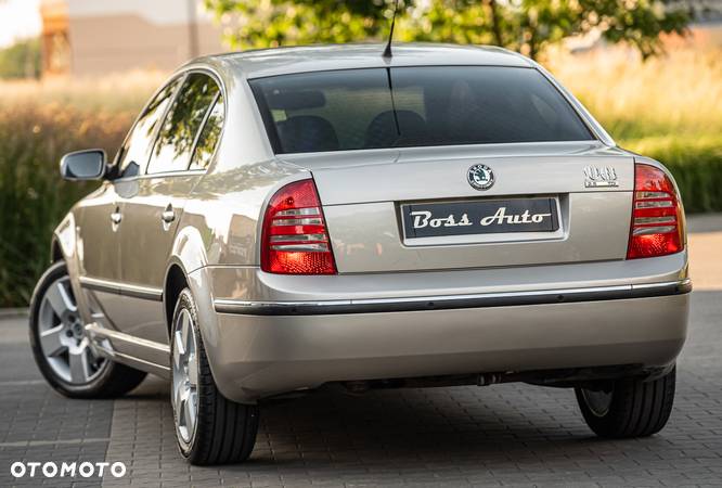 Skoda Superb 2.5 TDI Platinum - 8