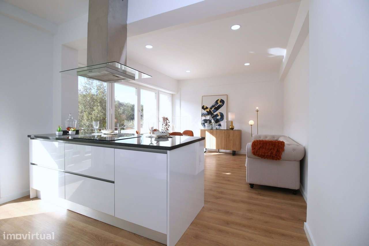 Apartamento T3 remodelado, equipado, na Rua Carolina Michaelis de Vasc - Grande imagem: 2/42