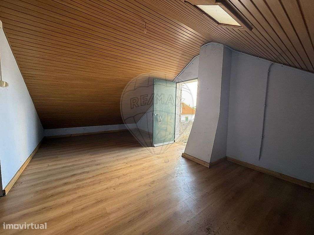 Moradia T3 para venda-25