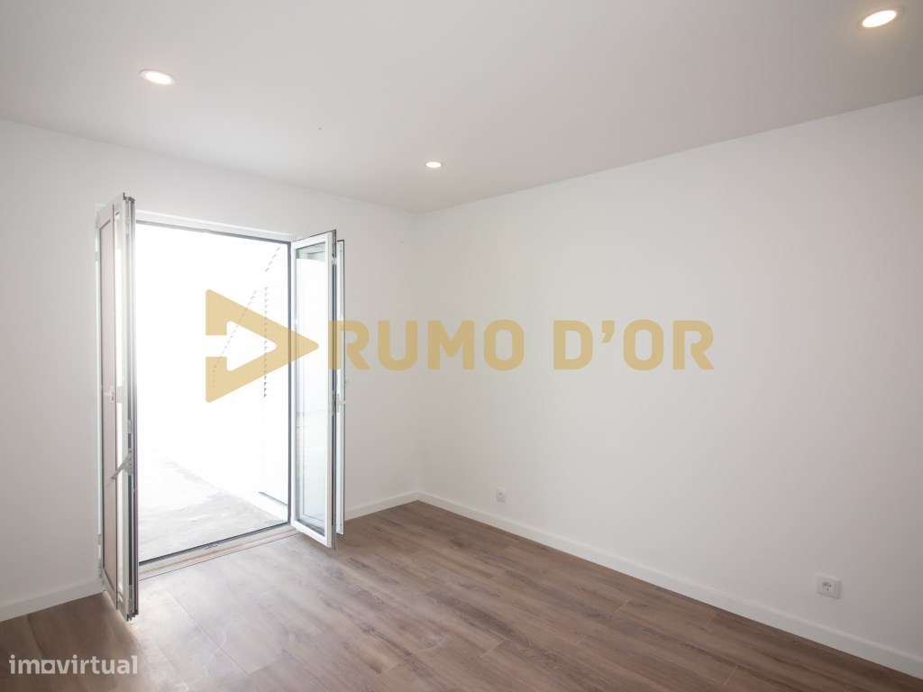 Moradia T3 Olhalvo com logradouro e terraço-19