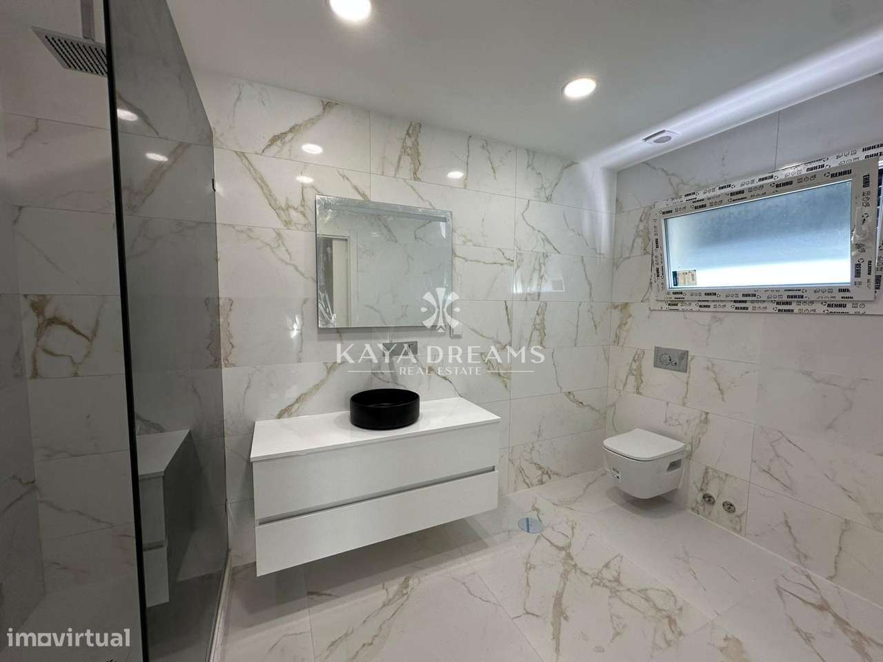 Moradia T5 com Piscina - Nova a estrear em Torres Vedras-24