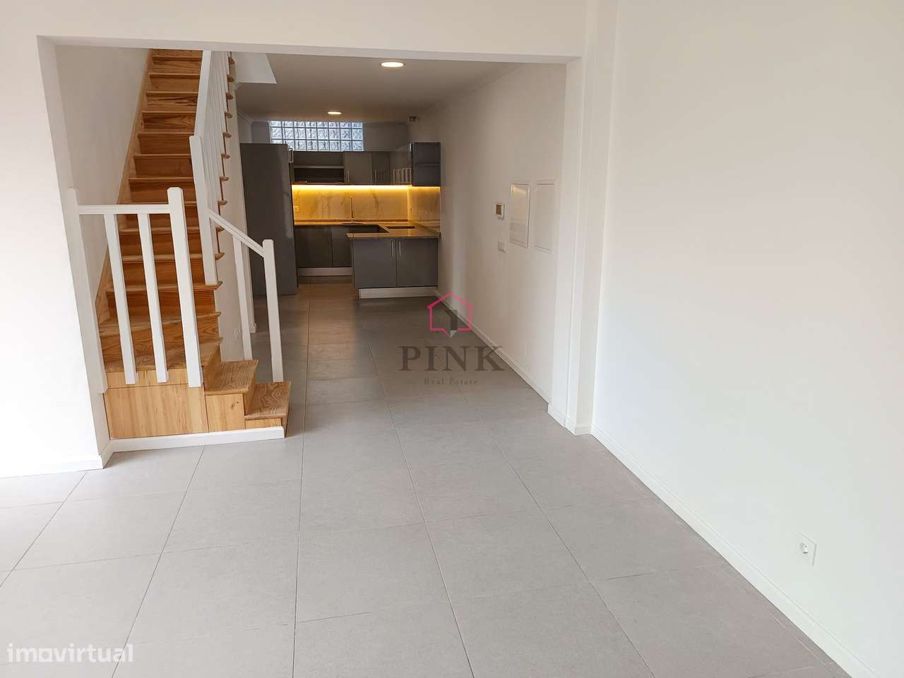 Moradia Tradicional Madeirense -  T3 no Funchal - Grande imagem: 2/28