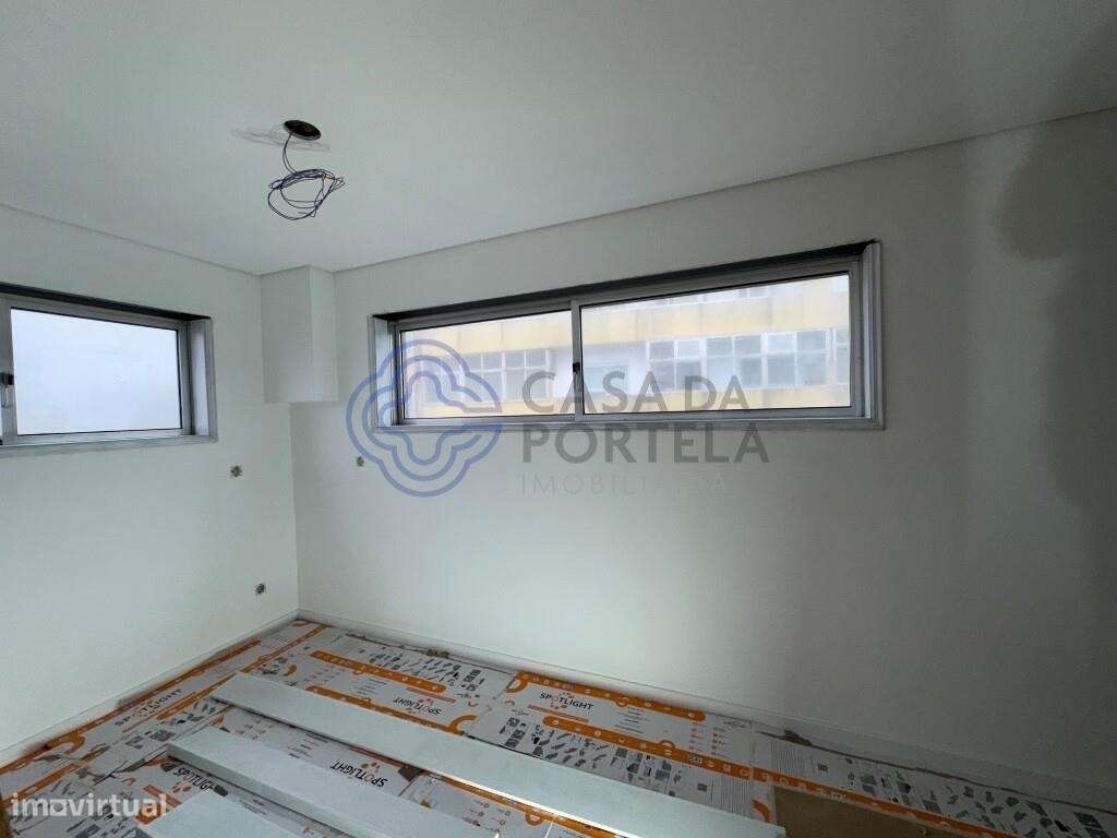 T0 transformado em T1 totalmente renovado | Quinta do Covelo | Paranho - Grande imagem: 4/7