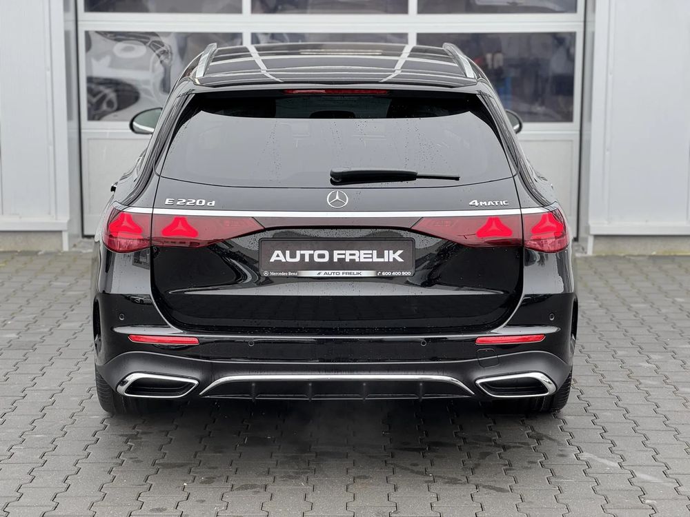 E220d 4Matic kombi, Linia AMG Advanced Plus, Kamera 360, Hak