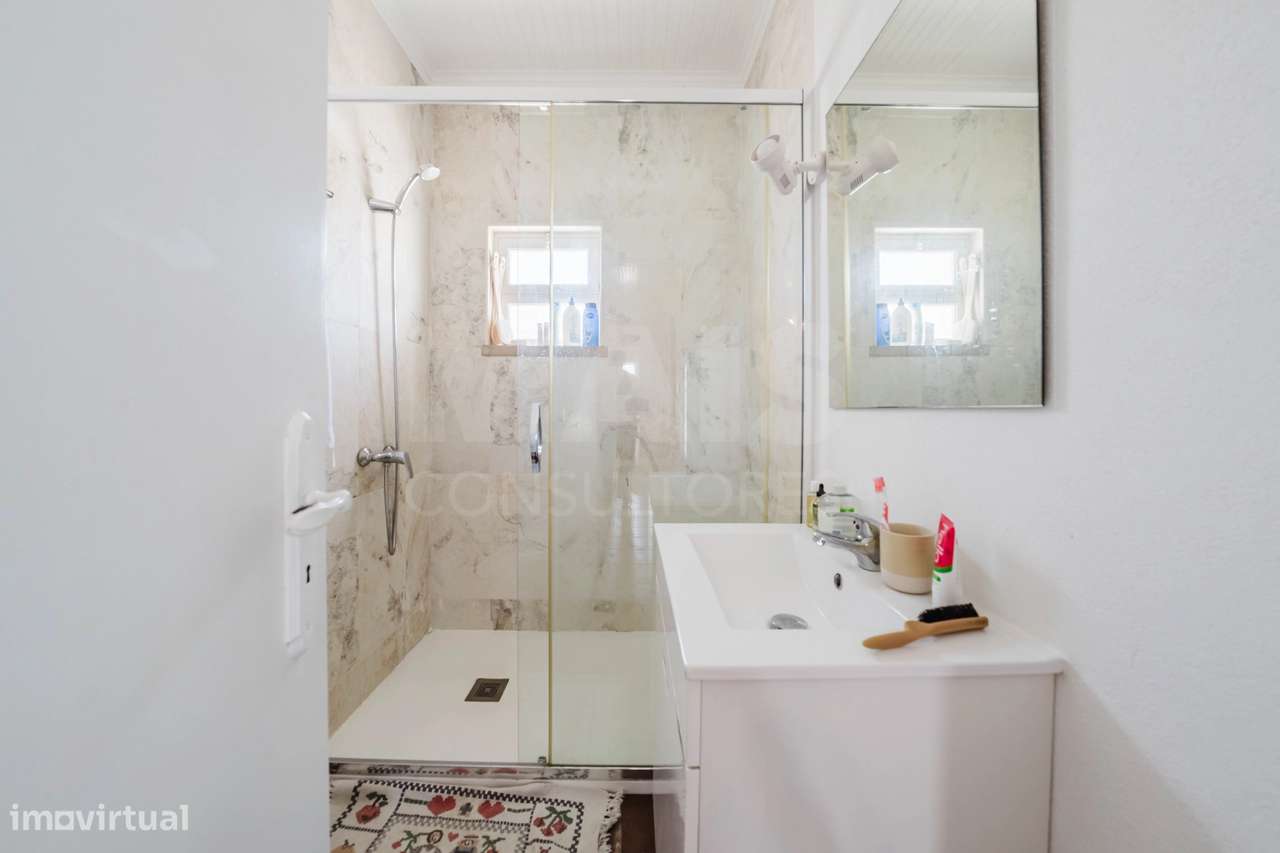 Imóvel com Vista Mar e Elevado Potencial Turístico a Minutos das Pr... - Grande imagem: 4/50