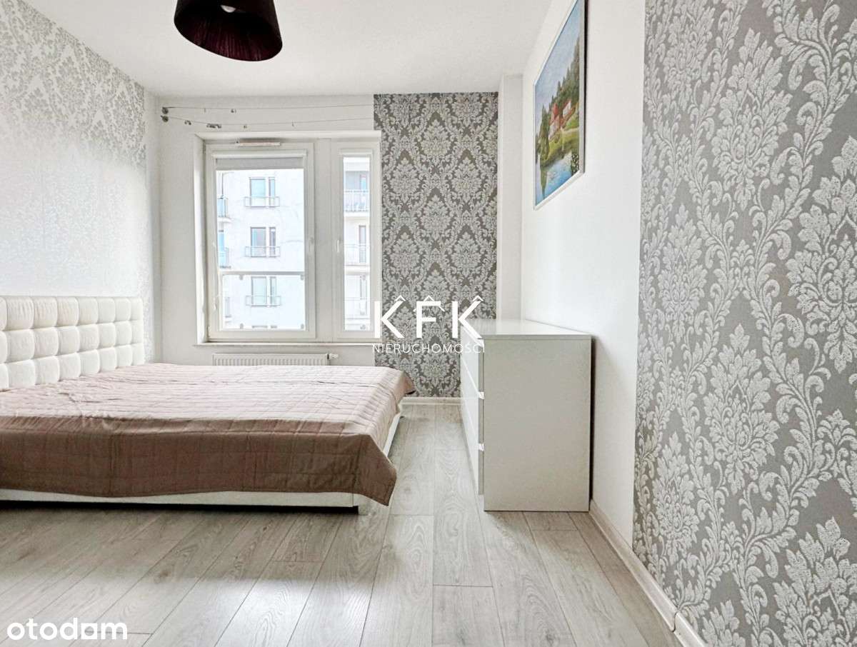 Dwa Balkony Os. Sztuk Pięknych 3 Pokoje Film-10