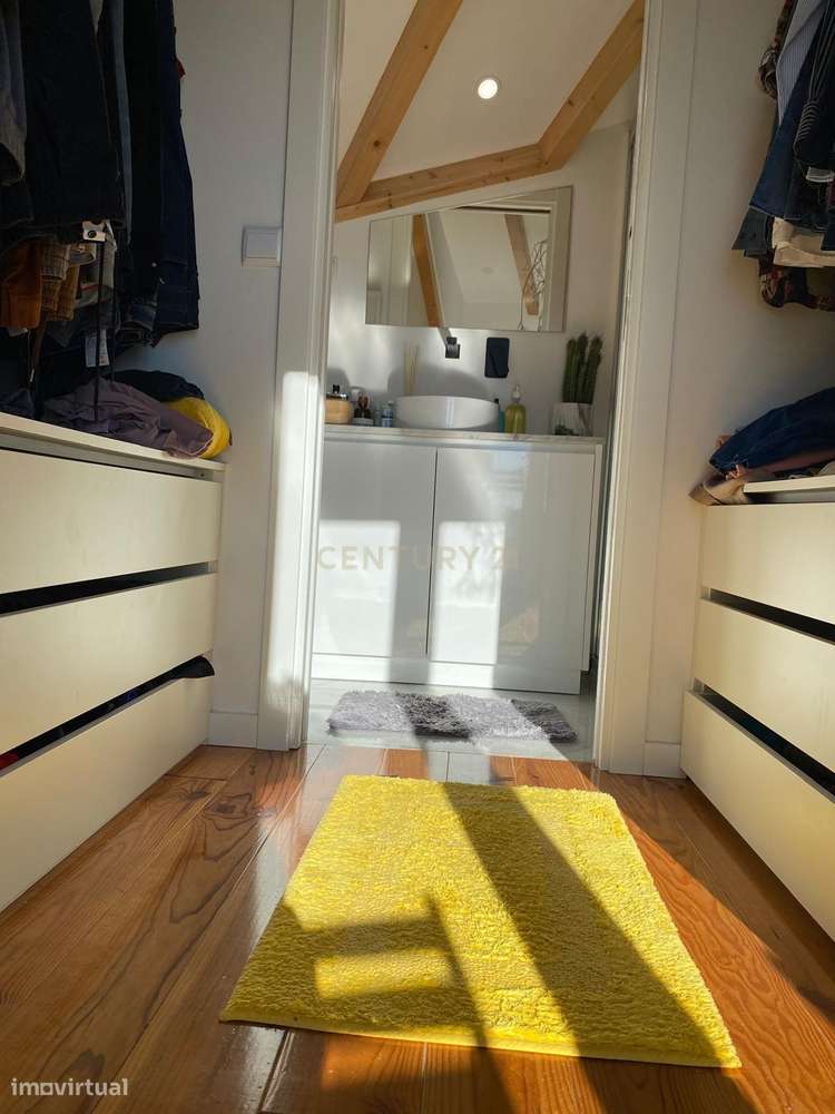 Apartamento  T1 duplex em prédio renovado com Vista Panorâmica-17