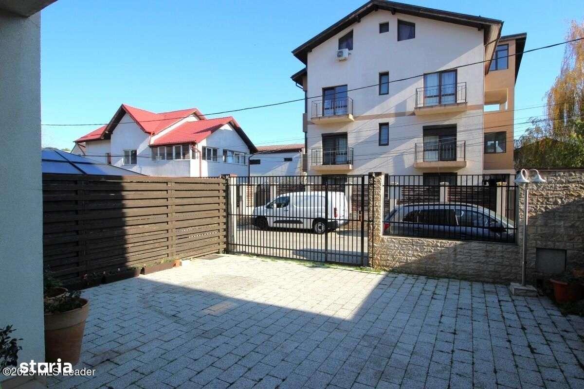 Popesti-Leordeni, Sf. Agnes, vila 2010, p+1+m, 216 mp, curte 138 mp-11