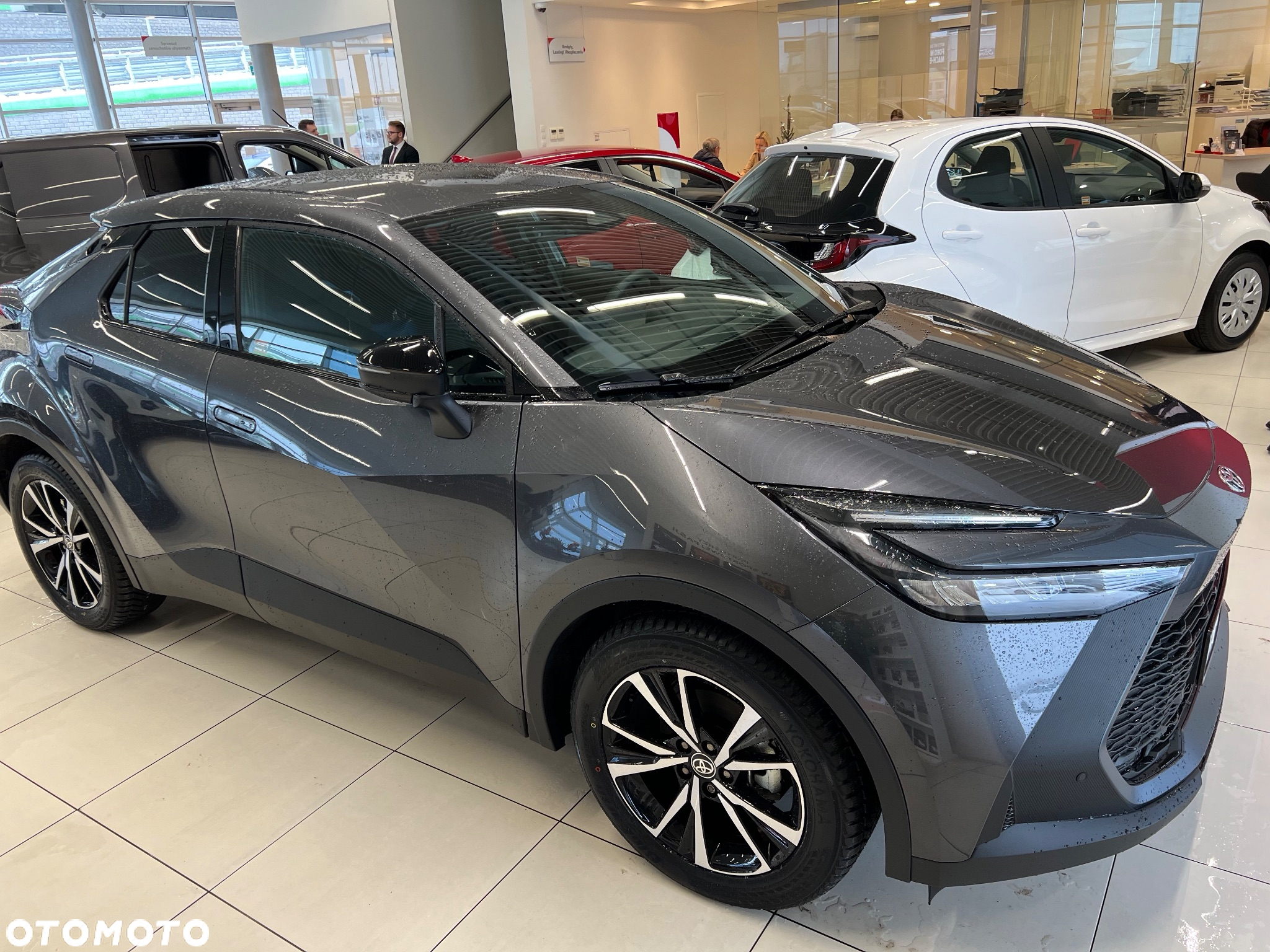 Toyota C-HR - 2