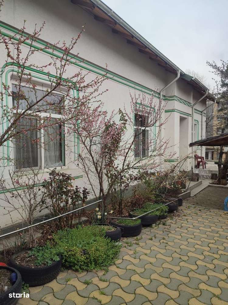 Casa de vanzare central - Pitesti-0