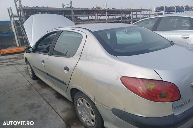 Pompa inalta presiune 0445010102 Peugeot 206 1 (facelift)  [din 2002 pana  2009] seria Sedan 1.4 MT - 10