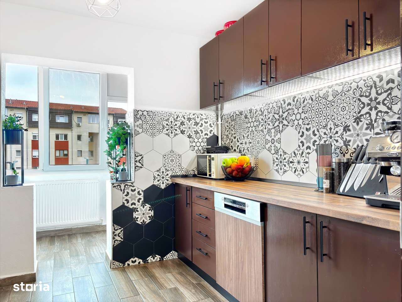 De vanzare | Decomandat 2 camere | Et 3 | Finisaje moderne | Soarelui-8