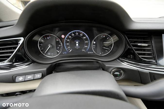 Opel Insignia Sports Tourer 2.0 BiTurbo Diesel 4x4 Business Innovation - 20