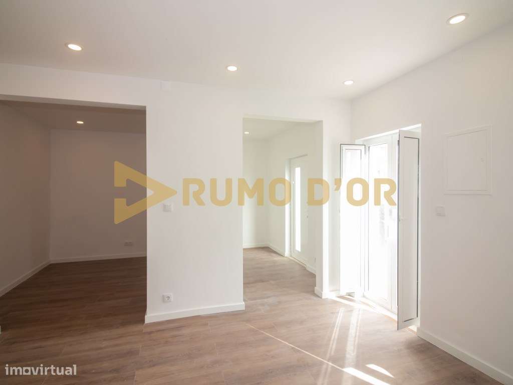 Moradia T3 Olhalvo com logradouro e terraço-3