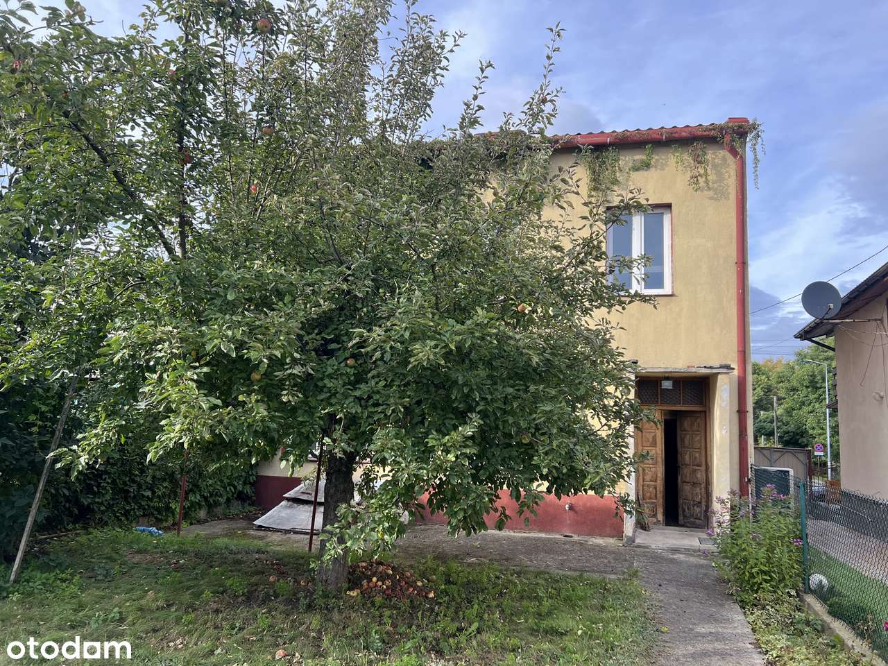 Dom na sprzedaż – Kamieńsk, centrum miasta - Pełny obrazek: 2/11