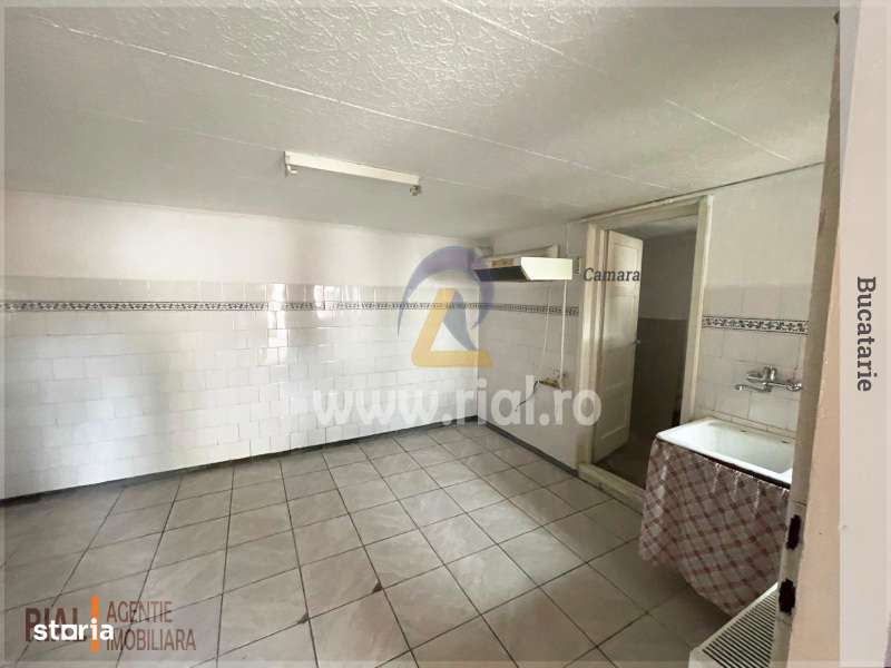 Apartament cu 3 camere, 2 familii pe curte-1