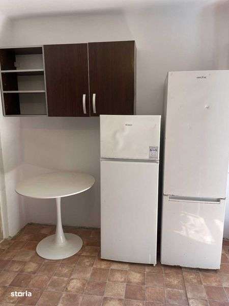 Casa de inchiriat Pipera muncitori curte/locuri parcare/Nita Pintea 13 - Imagine principală: 4/8