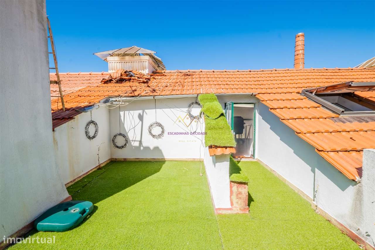 T1 duplex com Terraço em Alcântara - Grande imagem: 3/38