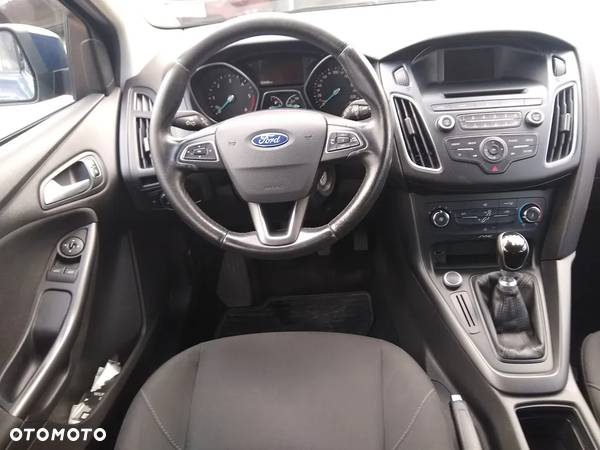 Ford Focus - 10