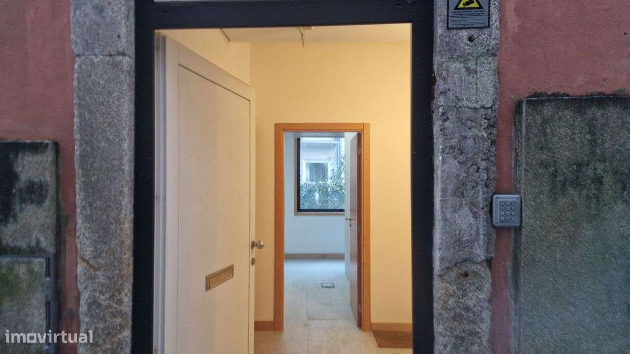 BOXES de Armazenagem Centro Porto - Grande imagem: 4/8