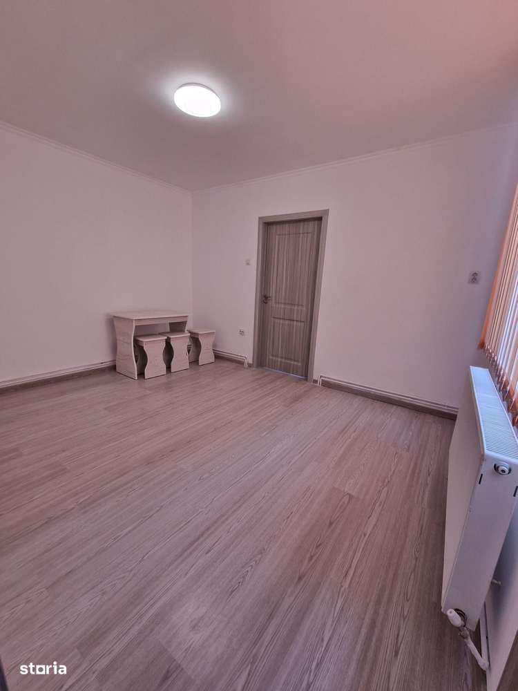 Casă de vânzare – zonă centrală - Imagine principală: 5/10