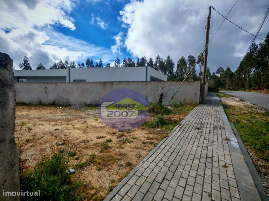 Terreno Em Guisande-0