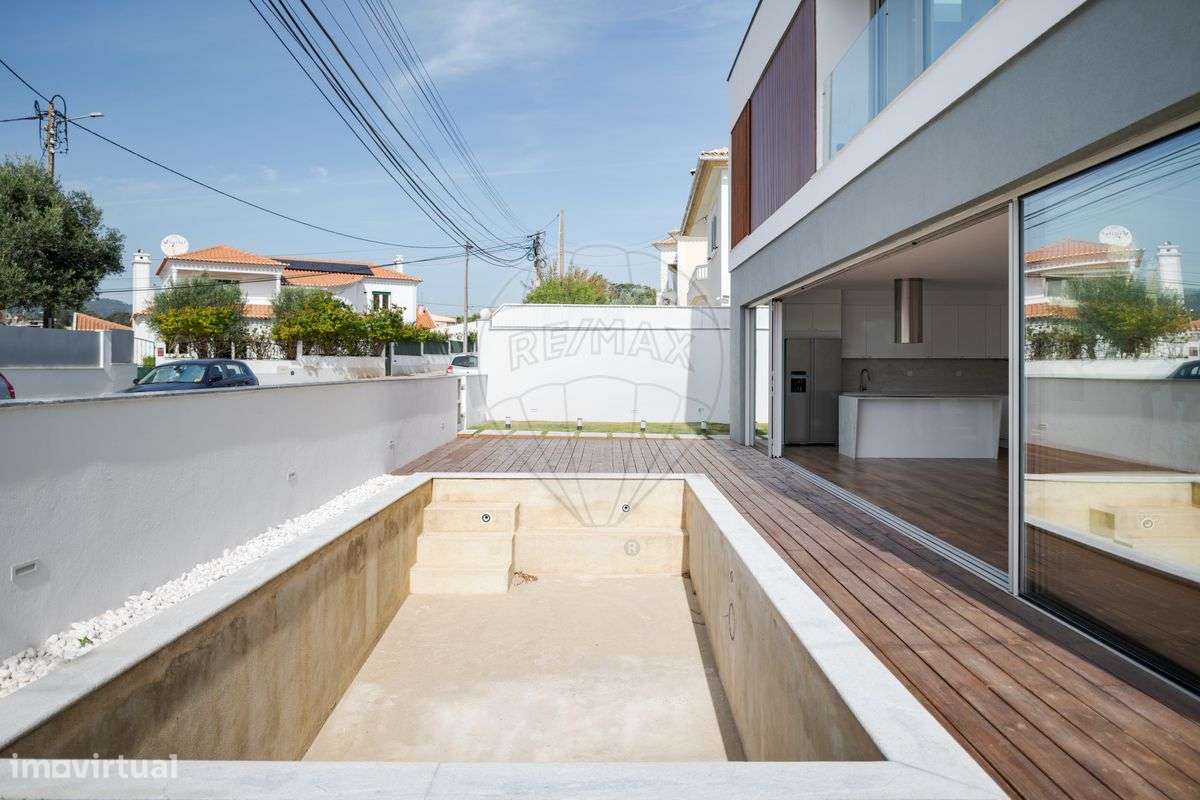 Moradia T4 para venda-7