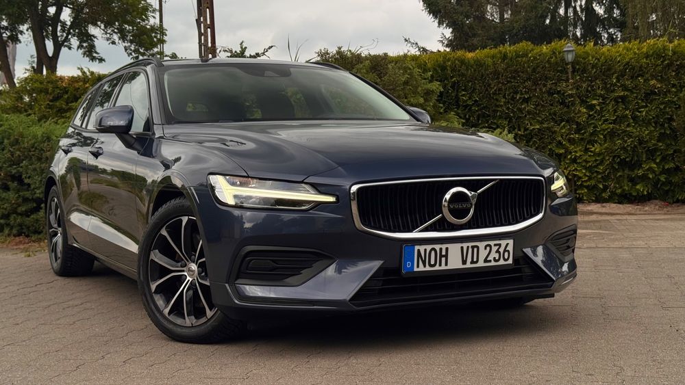 Volvo V60 II (2018- ) B3 B DKG Core 2021