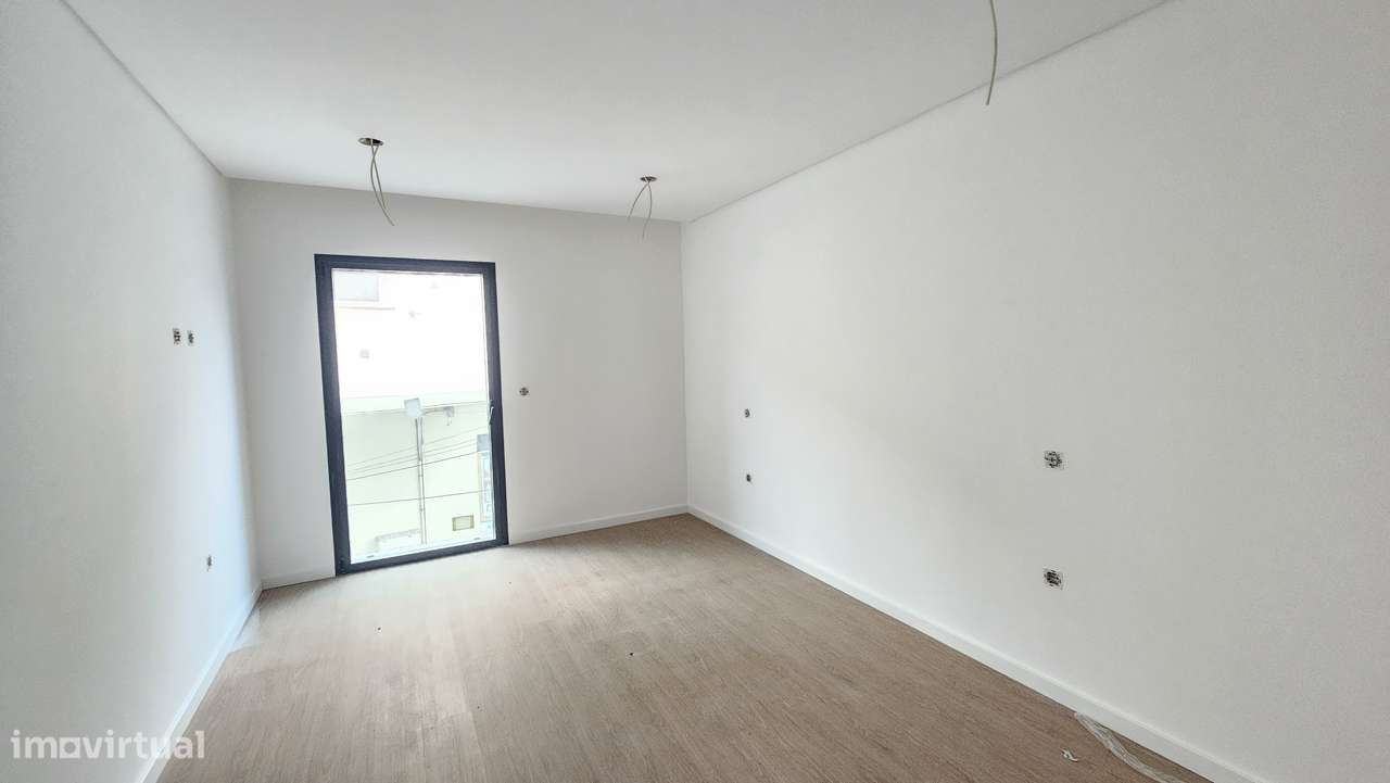 T3 | Novo | 2 Lugares de estacionamento - Grande imagem: 4/17