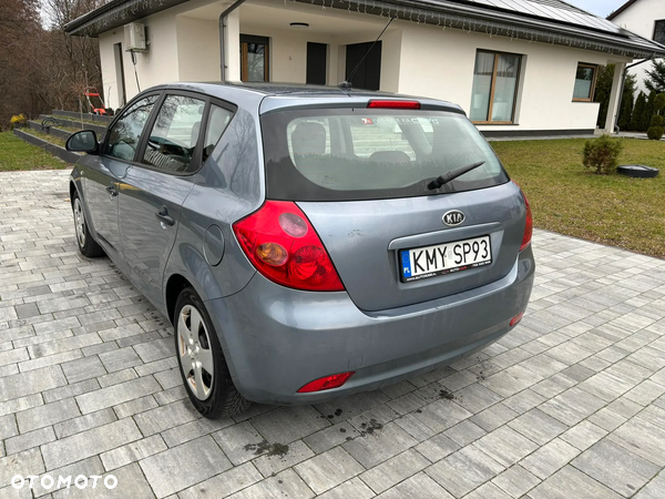 Kia Ceed Cee'd 1.6 Crdi Comfort - 8