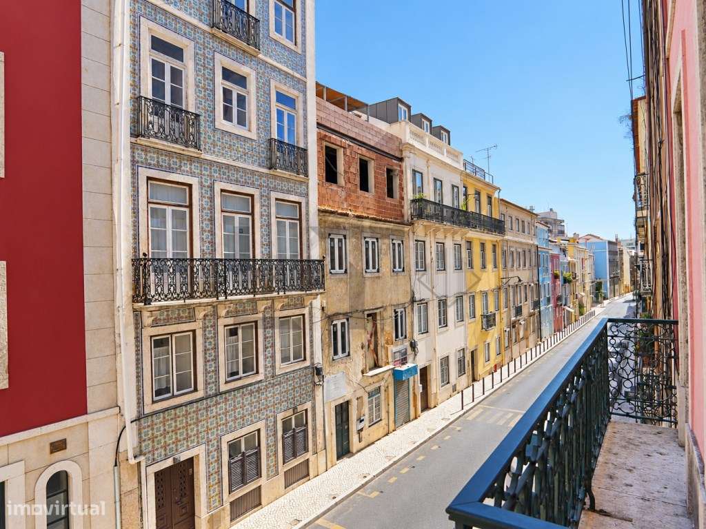 Apartamento T3+1 com Pátio Privado a 2 passos da Av. da LIberdade p...-9