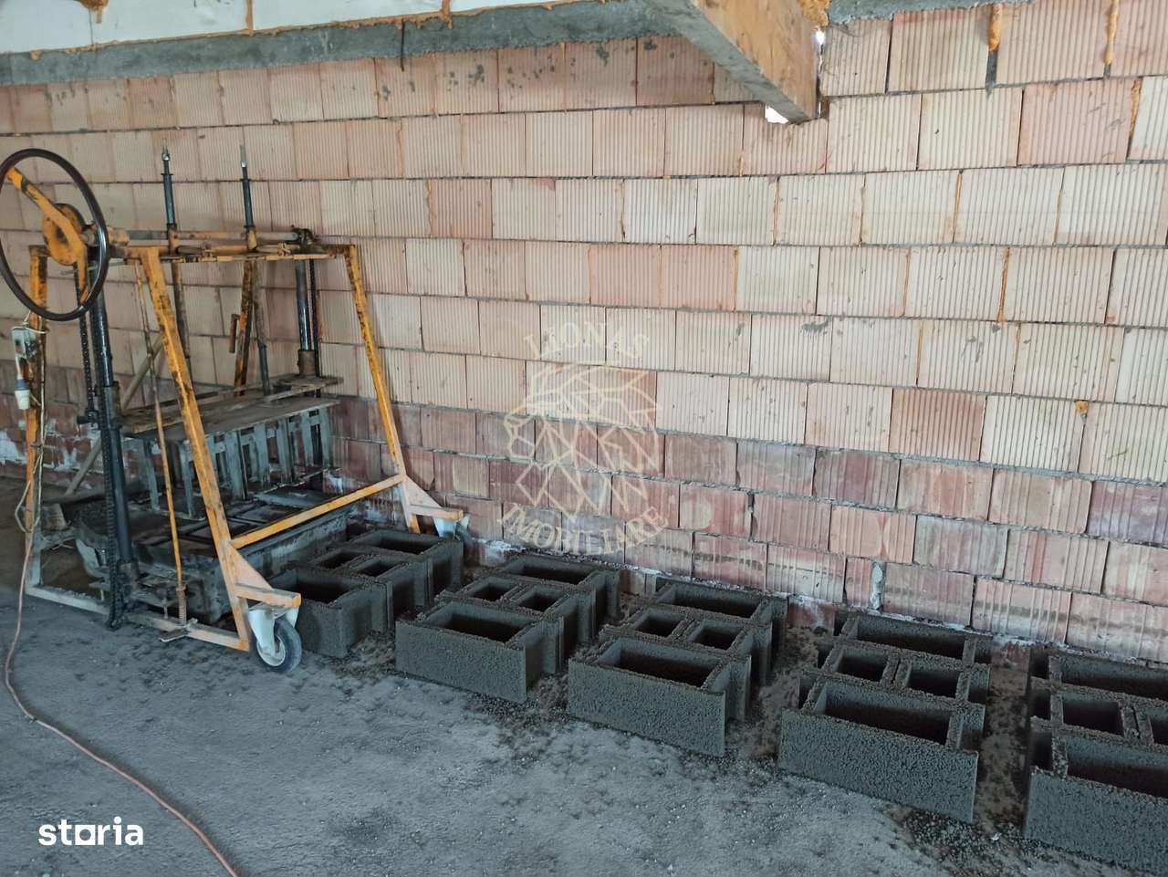 Hala productie boltari/coame/stalpi 173 mp-teren 1400 mp-Jelna - Imagine principală: 3/8