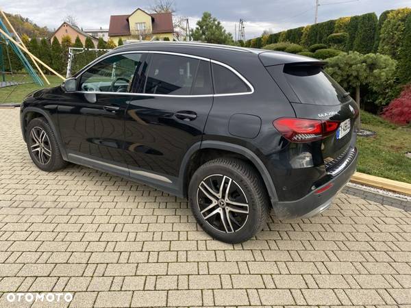 Mercedes-Benz GLA 200 d 8G-DCT AMG Line - 3