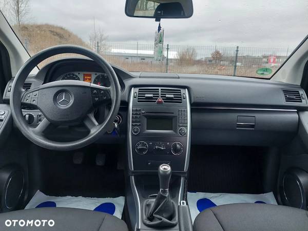 Mercedes-Benz Klasa B 180 BlueEffICIENCY - 7