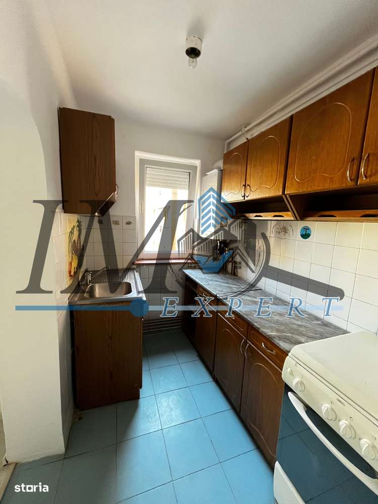 Apartament cu 3 camere renovat de vânzare in Sebeș - Imagine principală: 4/7