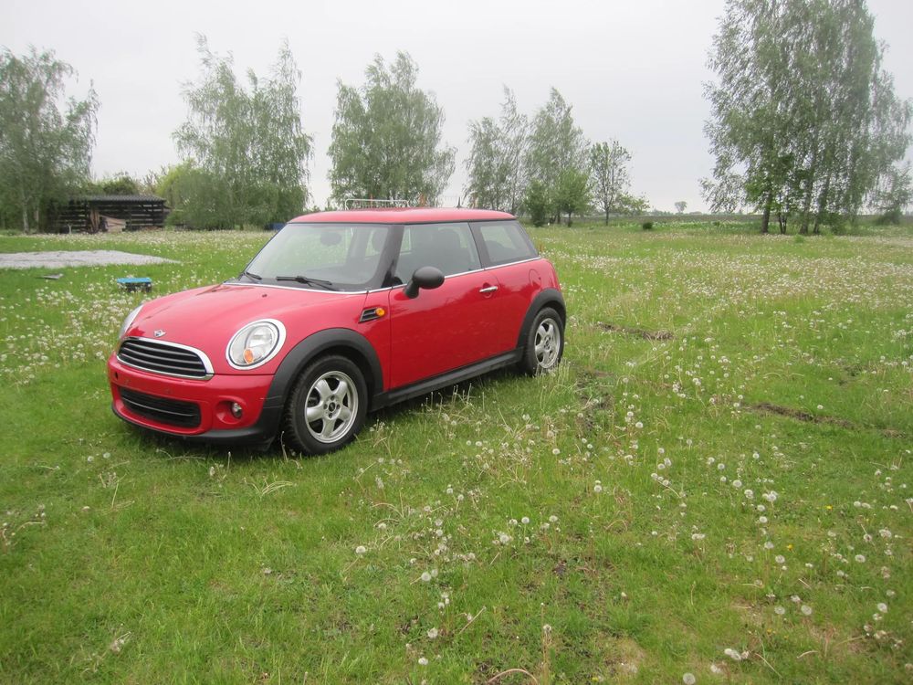 Mini Cooper 50 Mayfair 2011