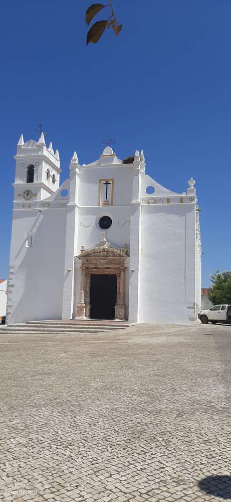 Oportunidade no coração do Alentejo! Moradia térrea T4 em Safara! Uma-44