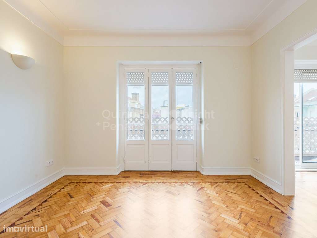 Apartamento T3 para arrendamento sem móveis em Arroios - Grande imagem: 2/25