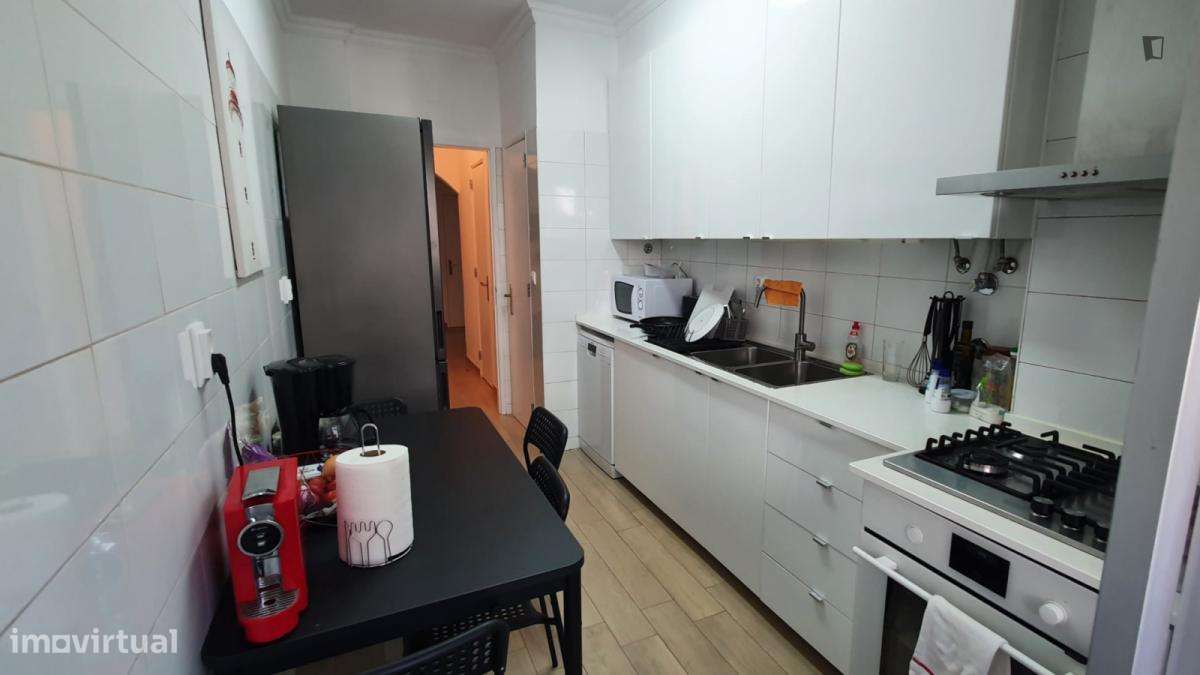 Quarto - localizado em Oeiras Lisbon - Grande imagem: 5/9